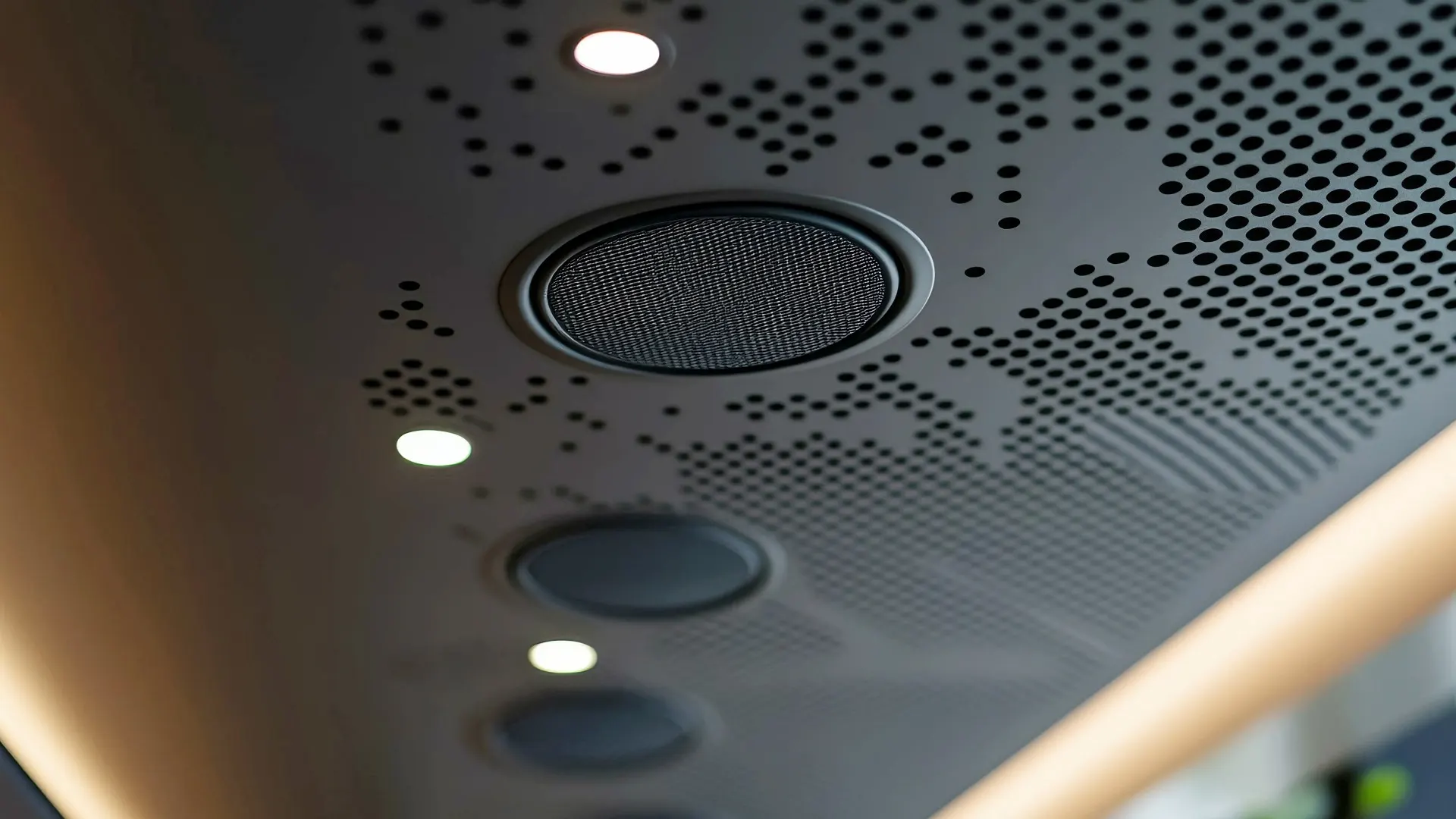 Jazz Hipster High-Quality Audio Solutions in Japan